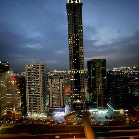 Travelers Backpackers Daire Dubai Dış mekan fotoğraf