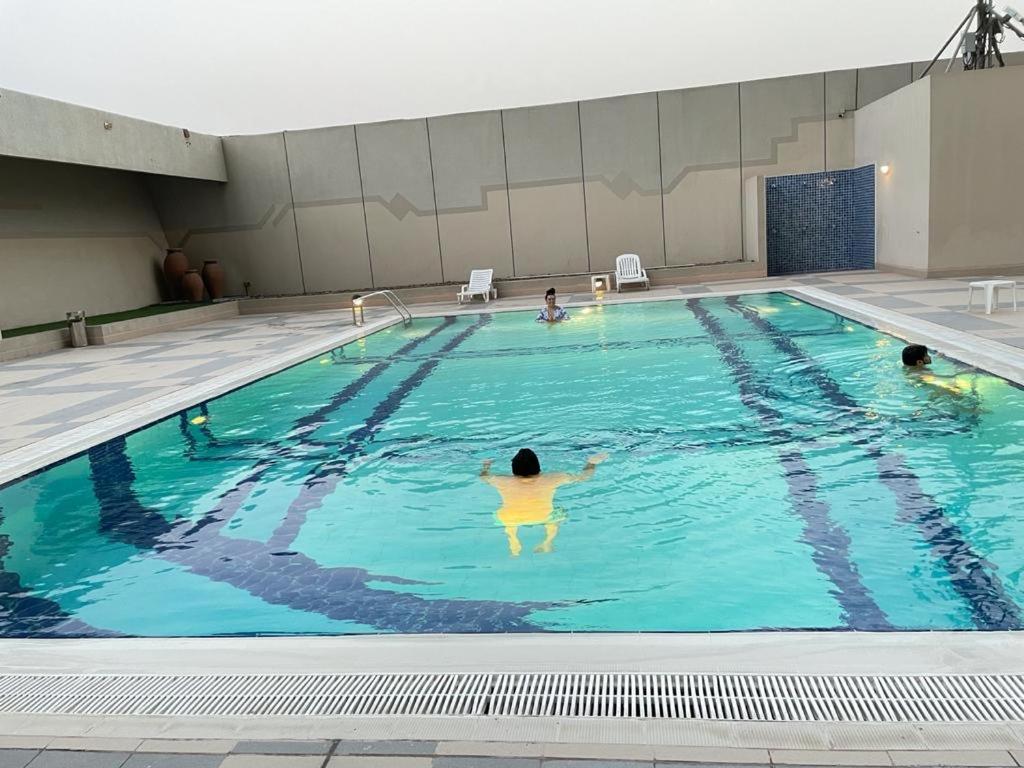 Travelers Backpackers Daire Dubai Dış mekan fotoğraf